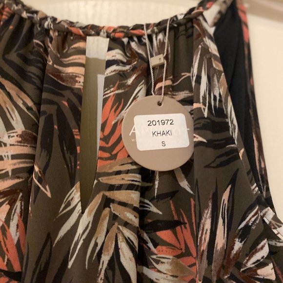 maxi dress -Size small-Apricot brand-new with tags - Picture 2 of 7